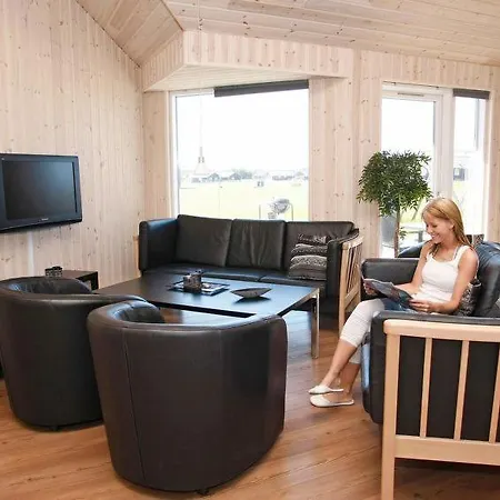 Sleeps 16 Pool Wifi